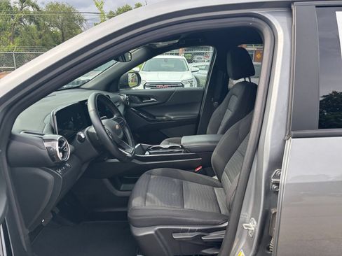 Used 2025 Chevrolet Equinox LT FWD image 27
