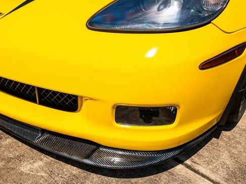 Used 2006 Chevrolet Corvette Z06 w/ Preferred Equipment Group image 26