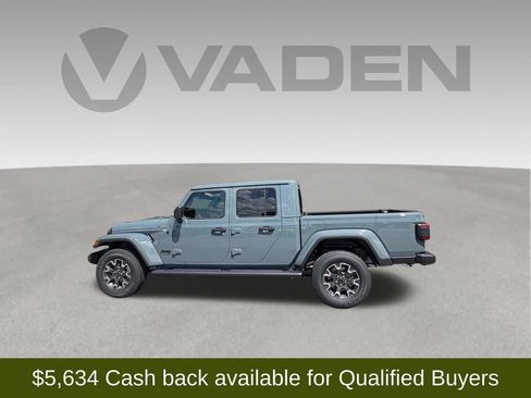 New 2026 Jeep Gladiator Sport AWD/4WD image 2