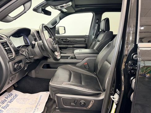 Used 2025 RAM 1500 Limited AWD/4WD image 3