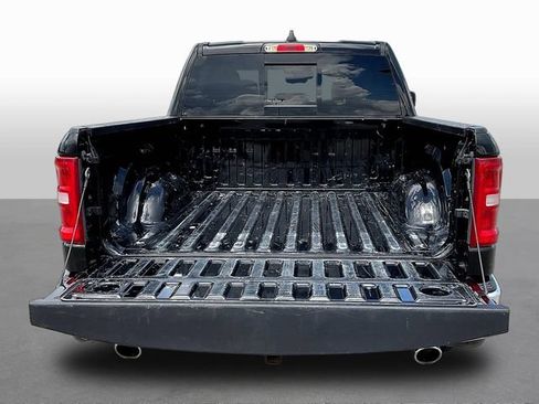 Used 2025 RAM 1500 Laramie AWD/4WD image 9
