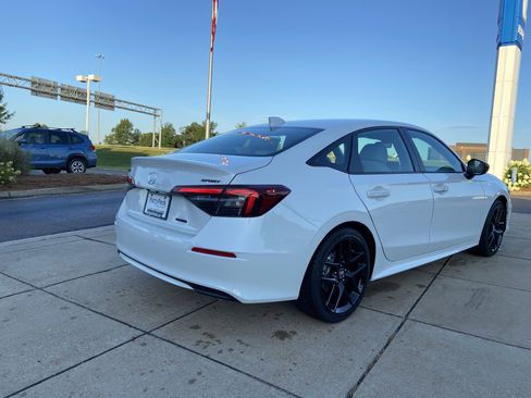 New 2026 Honda Civic Sport image 10