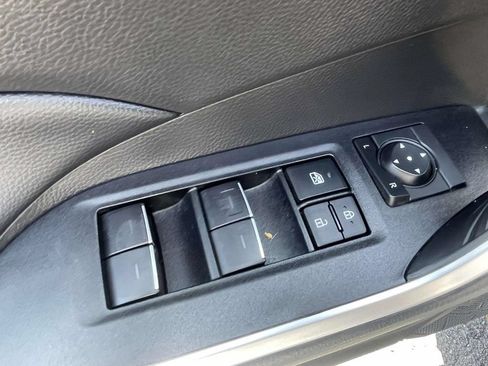 Used 2025 Toyota RAV4 XLE w/ Convenience Package FWD image 15