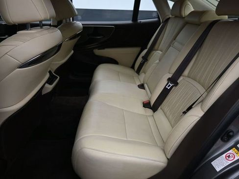 Used 2018 Lexus LS 500 image 26