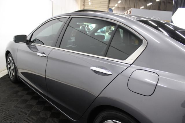 Used 2016 Honda Accord EX-L image 10