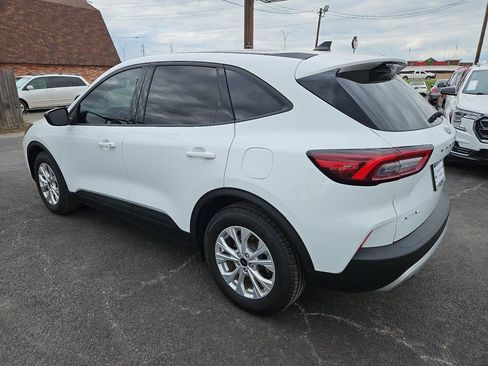 Used 2025 Ford Escape Active FWD image 4