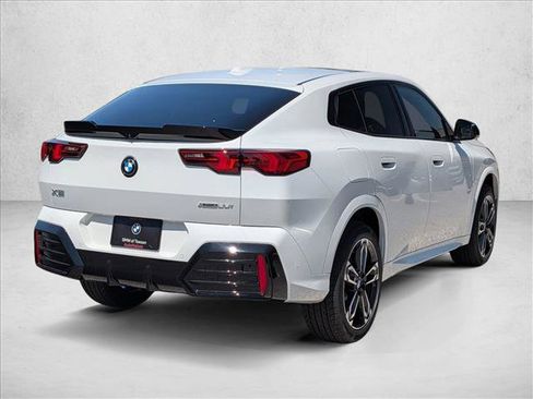 New 2026 BMW X2 xDrive28i w/ Technology Package AWD/4WD image 2