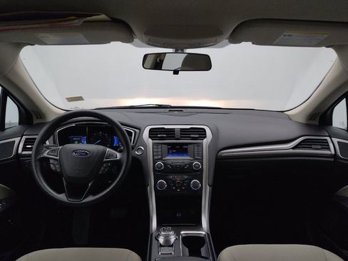 Used 2018 Ford Fusion S image 22