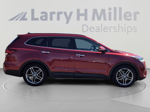 Used 2018 Hyundai Santa Fe AWD image 6