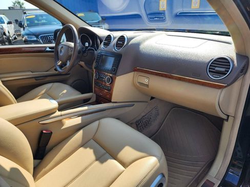 Used 2008 Mercedes-Benz GL 320 CDI 4MATIC image 33