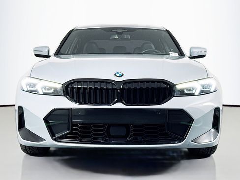 Used 2023 BMW 330i Sedan w/ M Sport Package image 3