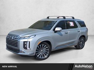 Used 2023 Hyundai Palisade Calligraphy video 1