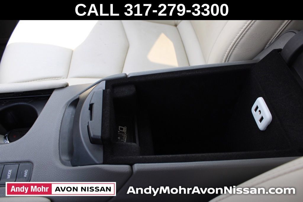 Used 2018 Cadillac XT5 Luxury w/ Driver Awareness Package AWD/4WD image 44