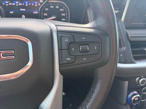 Used 2021 GMC Yukon SLT w/ SLT Premium Package AWD/4WD image 23