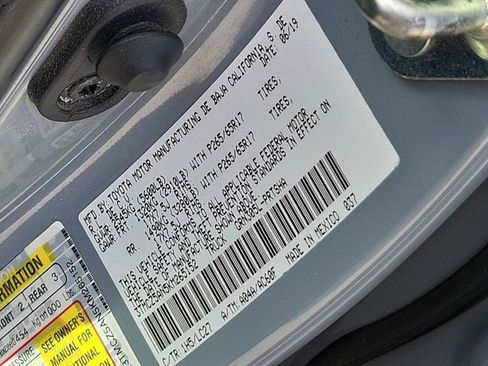 Used 2019 Toyota Tacoma TRD Sport image 40