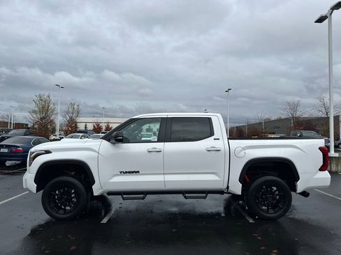 New 2026 Toyota Tundra SR5 image 6