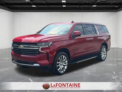 Used 2024 Chevrolet Suburban LT w/ Luxury Package
