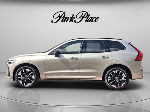 Used 2026 Volvo XC60 B5 Plus w/ Protection Package Premier AWD/4WD image 2