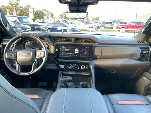 Used 2024 GMC Sierra 1500 AT4 w/ Technology Package image 14