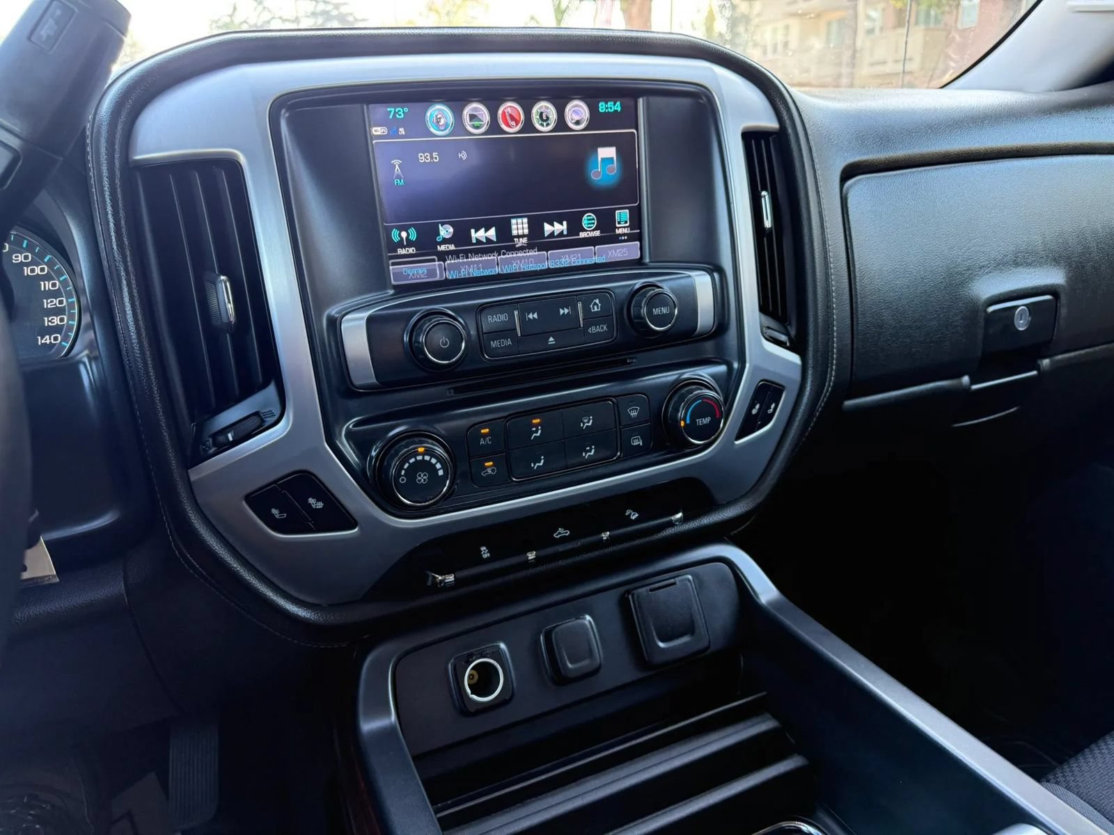 Used 2018 GMC Sierra 1500 SLE w/ Suspension Package, Off-Road AWD/4WD image 23