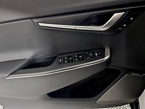 Used 2022 Kia EV6 Wind image 12