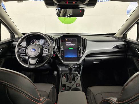 Used 2025 Subaru Crosstrek 2.5i Limited w/ Crosstrek Mirror Package image 8
