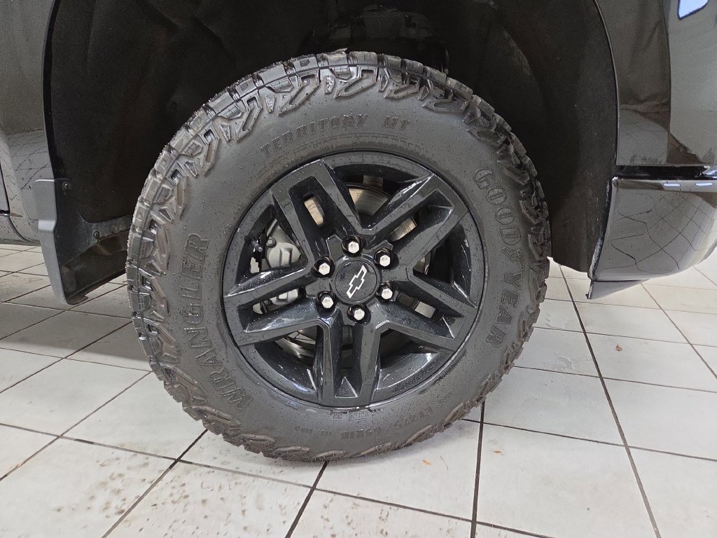 Certified 2025 Chevrolet Silverado 1500 LT Trail Boss w/ Convenience Package II AWD/4WD image 9