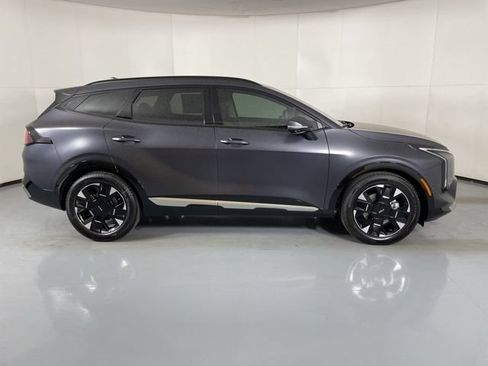 New 2026 Kia Sportage SX FWD image 9