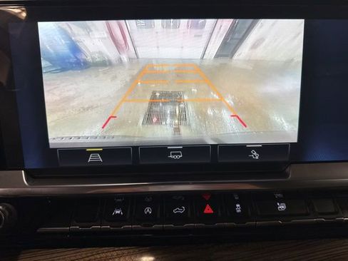 Used 2023 Chevrolet Silverado 1500 RST w/ Rally Edition image 14