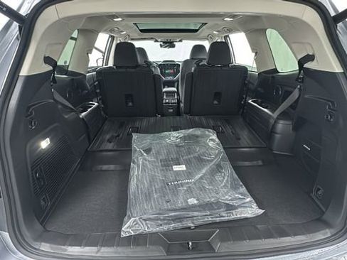 New 2026 Subaru Ascent Touring image 15