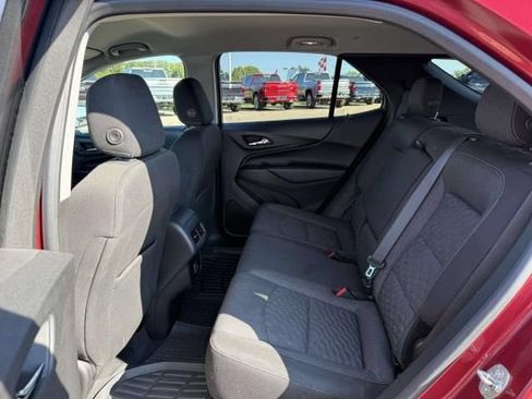 Used 2019 Chevrolet Equinox LT w/ Driver Convenience Package AWD/4WD image 14