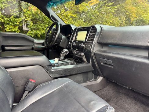 Used 2015 Ford F150 Lariat image 8