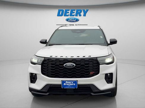 New 2026 Ford Explorer ST w/ Sun And Sound Package image 8