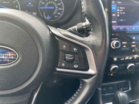 Used 2021 Subaru Ascent Limited w/ Technology Package image 11