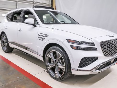 Certified 2026 Genesis GV80 3.5T Prestige image 5