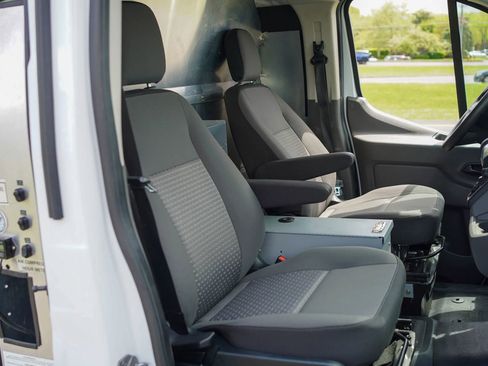 Used 2023 Ford Transit 150 Low Roof w/ Exterior Upgrade Package image 22