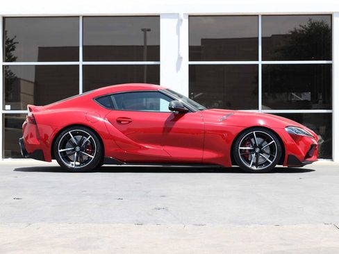Used 2022 Toyota Supra Premium w/ Driver Assist Package RWD image 8