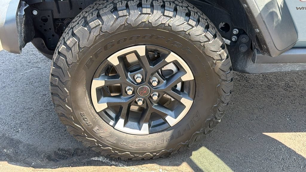 Used 2026 Jeep Wrangler Unlimited Rubicon AWD/4WD image 9