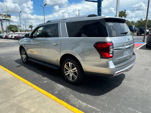 Used 2024 Ford Expedition Max Limited AWD/4WD image 5