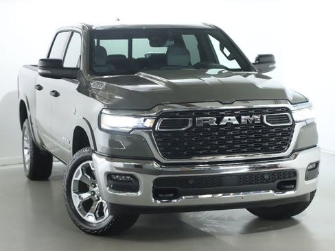 Used 2026 RAM 1500 Big Horn AWD/4WD image 2