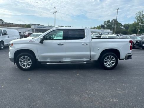 New 2026 Chevrolet Silverado 1500 LTZ w/ LTZ Premium Package AWD/4WD image 19