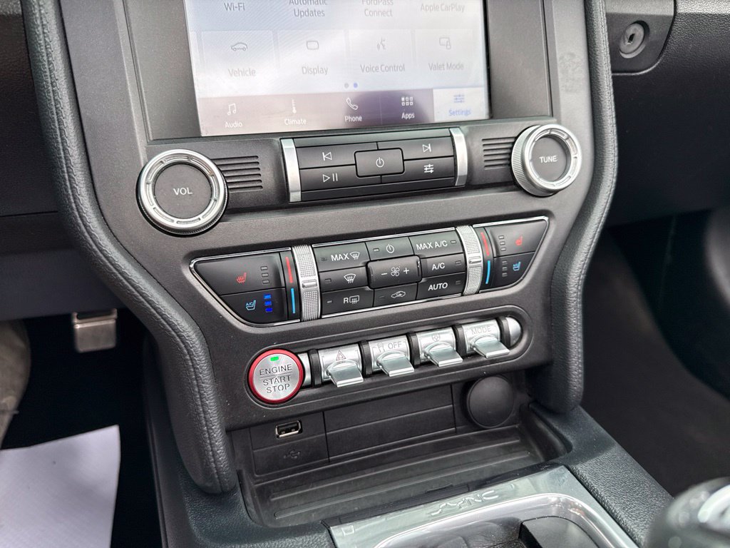 Used 2022 Ford Mustang Premium RWD image 41