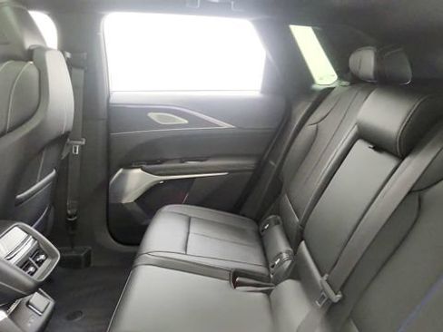 Used 2024 Cadillac Lyriq Luxury AWD/4WD image 43