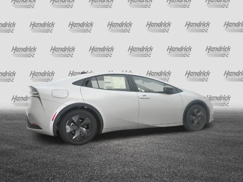 Certified 2026 Toyota Prius Plug-In Hybrid FWD image 64