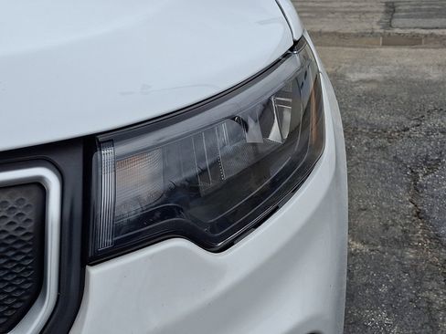 Used 2022 Jeep Compass Latitude w/ Sun and Sound Group image 11