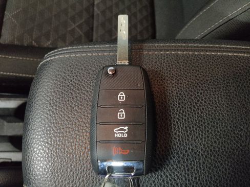 Used 2019 Kia Rio S FWD image 32