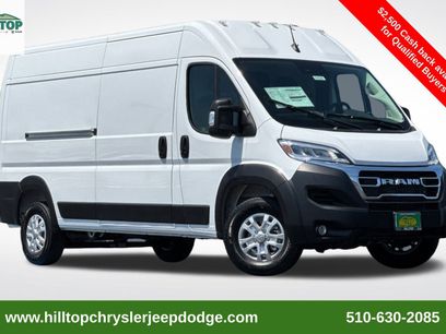 New 2025 RAM ProMaster 2500 w/ Quick Order Package 22G SLT
