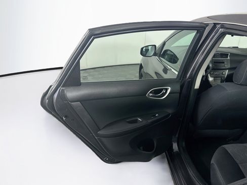 Used 2014 Nissan Sentra SV FWD image 23