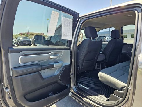 Used 2019 RAM 1500 Big Horn AWD/4WD image 16