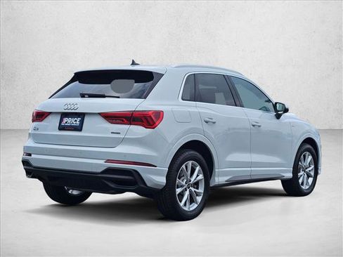 Used 2025 Audi Q3 2.0T Premium w/ Convenience Package image 5